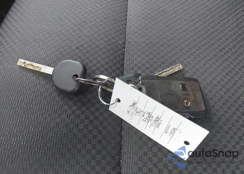 2015 Chevrolet Silverado 1500 2Lt из США, поврежденный, VIN 1GCVKREC2FZ346353